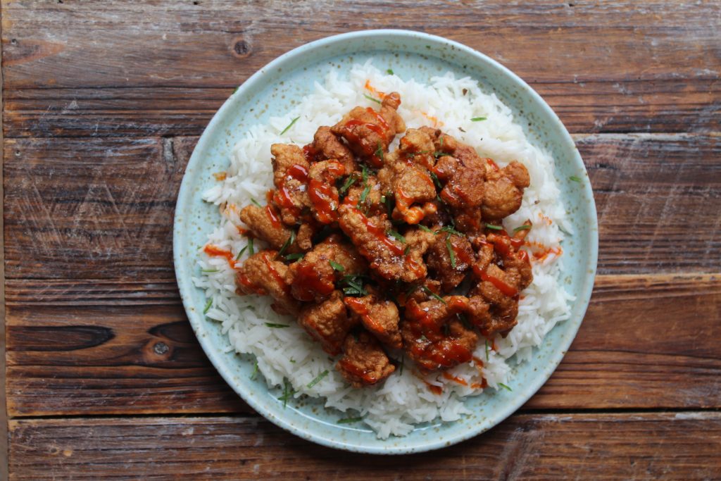 Karaage: Japansk fried chicken med sprød overflade og saftig midte