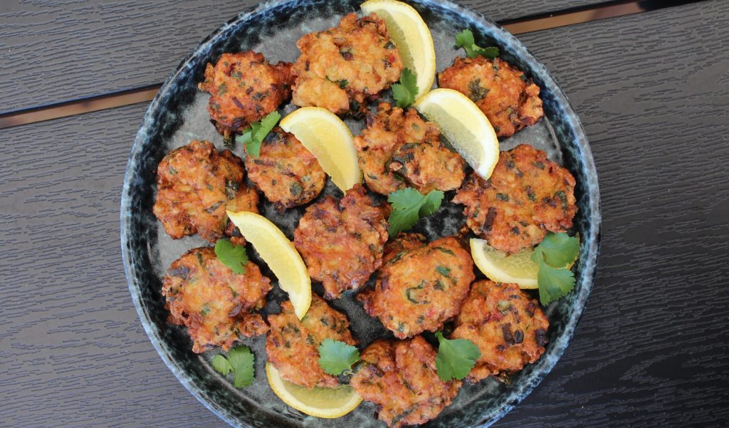 Thailandske fiskefrikadeller: Sprøde fish cakes med chili, ingefær og koriander