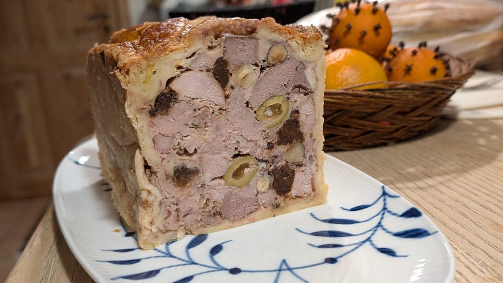 Indbagt paté med and og svinekød: Fransk Pâté en Croûte fra bunden